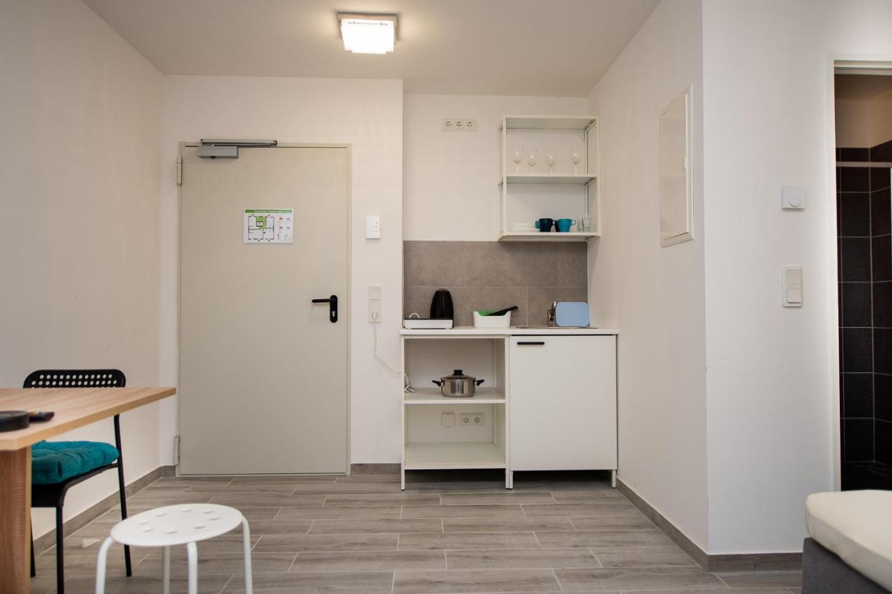 Modern Living Studio Kueche Netflix Inklusive Top Lage Nürnberg Eksteriør billede